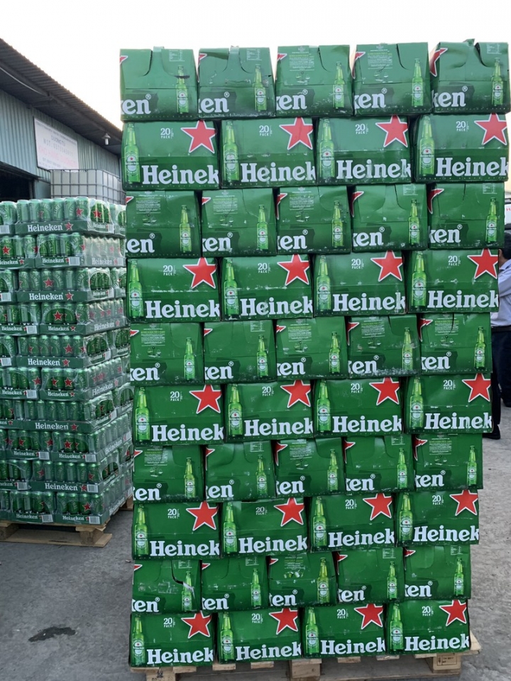 Thu giữ lượng lớn sữa Ensure và bia Heineken không rõ nguồn gốc xuất xứ