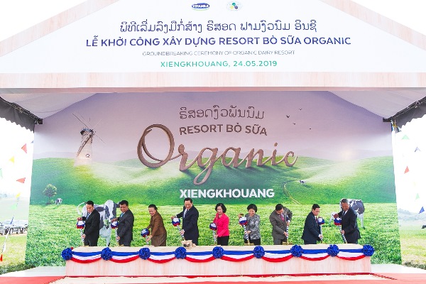 Khởi công Dự án Tổ hợp trang trại bò sữa được Vinamilk đầu tư tại cao nguyên Xieng Khouang, Lào