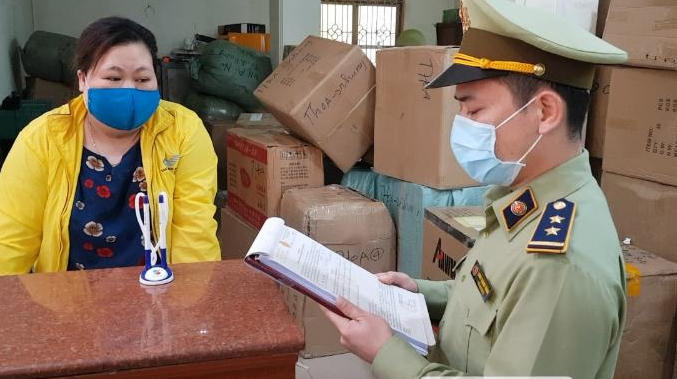 Lạng Sơn hơn 2 tháng phối hợp 17 tỉnh, thành phố xác minh, kiểm tra Bưu cục Tân Thanh xử lý 6 cơ sở vi phạm kinh doanh hàng nhập lậu