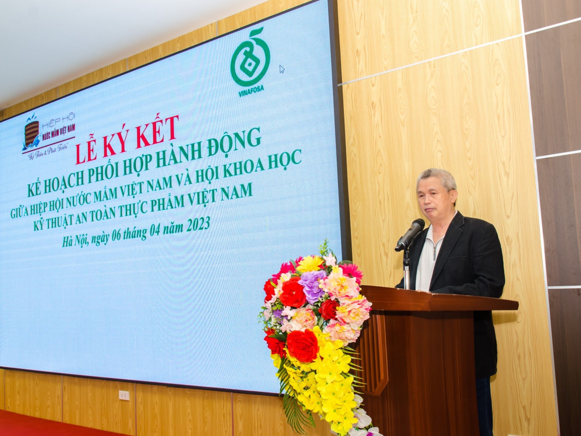 PGS.TS. Trần Đáng - Chủ tịch Hiệp Hội nước mắm Việt Nam phát biểu tại buổi lễ