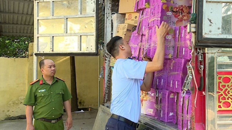 Hưng Yên: Thu giữ 21.000 bánh trung thu không rõ nguồn gốc xuất xứ
