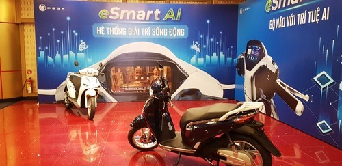 Pega ra mắt xe máy điện eSmart AI có màn cảm ứng thông minh đầu tiên trên thế giới