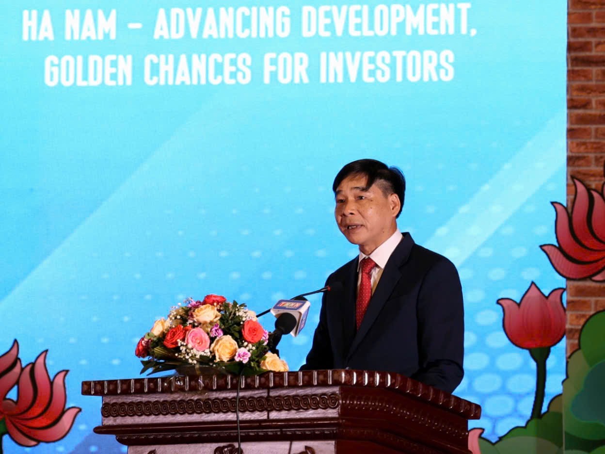 Ông Nguyễn Anh Chức - Phó Chủ tịch UBND tỉnh Hà Nam phát biểu tại hội nghị
