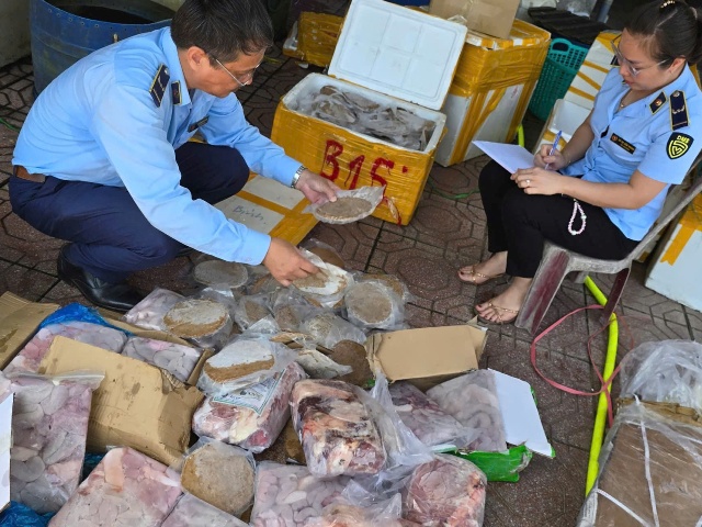 Quảng Bình: Thu giữ gần 270 kg thực phẩm không rõ nguồn gốc