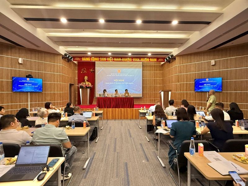 Siết quảng cáo trên mạng, bảo vệ người dùng trước “bẫy” truyền thông