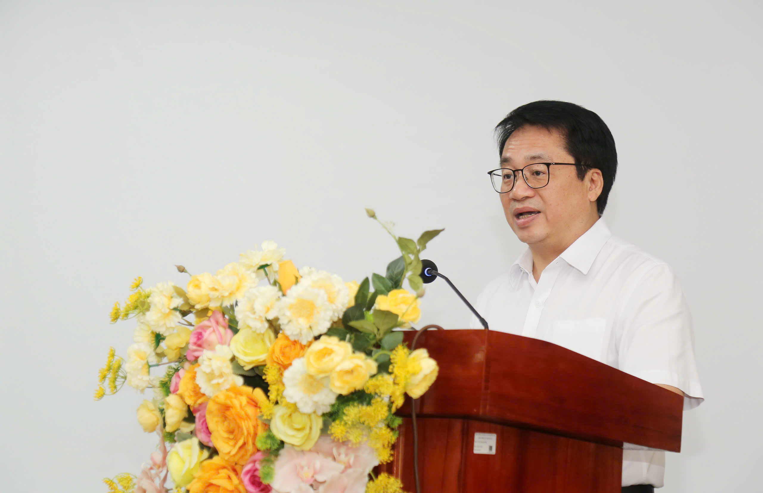 2 &Ocirc;ng B&ugrave;i Đức Lập - Ph&oacute; Cục trưởng Cục An to&agrave;n thực phẩm (Bộ Y tế) ph&aacute;t biểu.