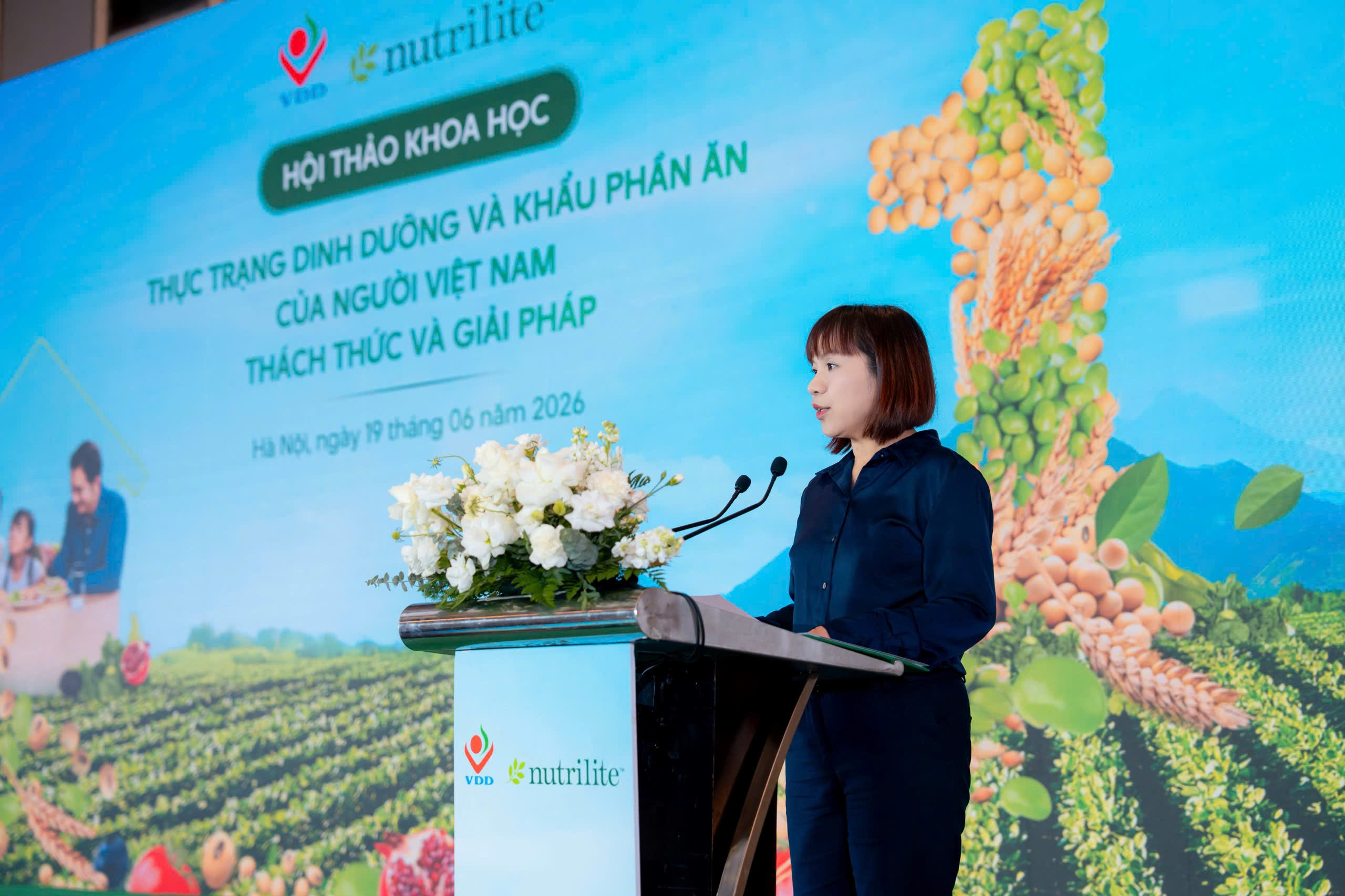 B&agrave; &Ocirc;n Minh Hằng &ndash; Ph&oacute; Tổng Gi&aacute;m đốc Amway Việt Nam chia sẻ.