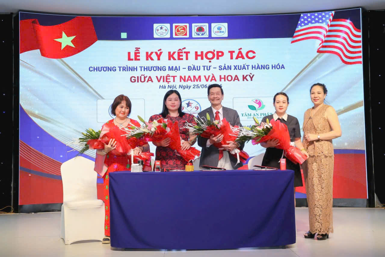 &acirc;ng cao năng lực quản trị, mở rộng mạng lưới ph&acirc;n phối v&agrave; gia tăng gi&aacute; trị h&agrave;ng h&oacute;a.