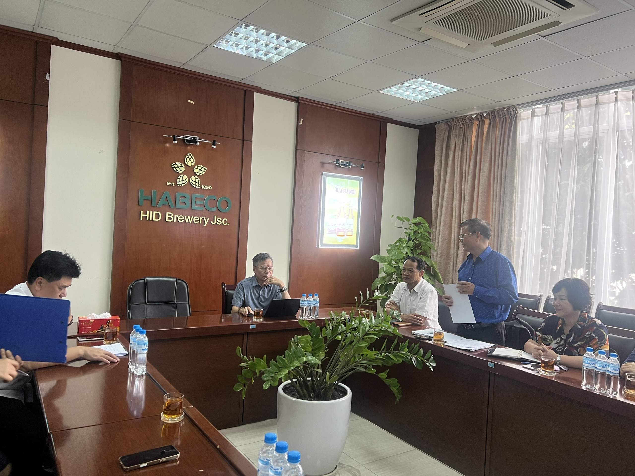 Thạc sỹ, B&aacute;c sỹ Nguyễn Văn Nhi&ecirc;n ph&aacute;t biểu.