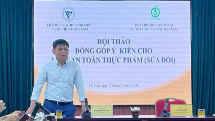 3- GS.TS. Trương Xu&acirc;n Lam, Ph&oacute; Chủ tịch VUSTA, ph&aacute;t biểu tại hội thảo.