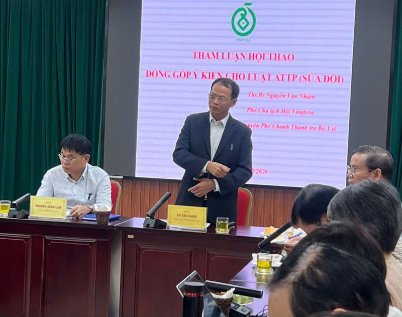 TS. L&ecirc; Văn Giang, Chủ tịch VINAFOSA, ph&aacute;t biểu tổng kết c&aacute;c &yacute; kiến, tham luận tại hội thảo.